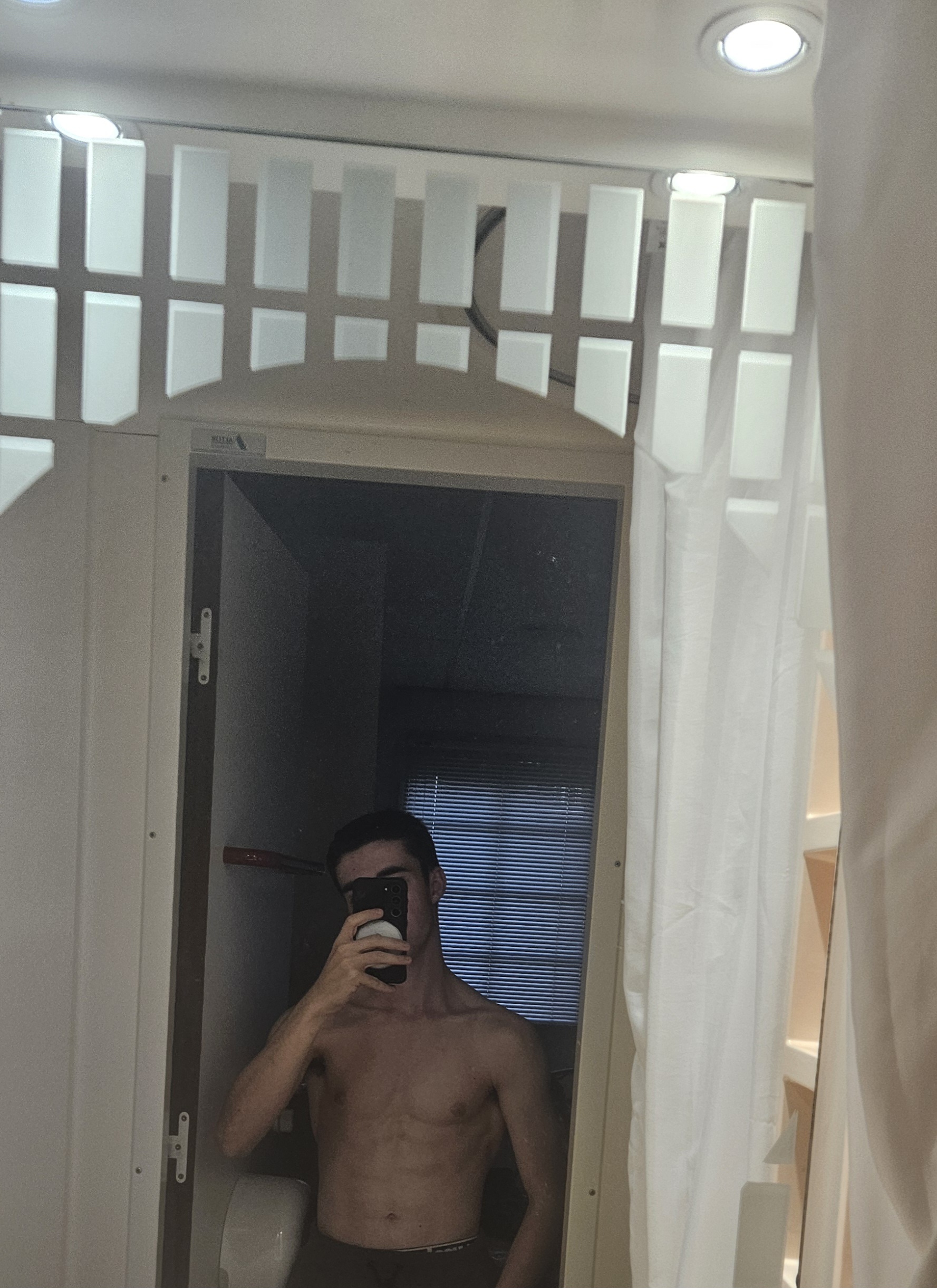 Shan - Arenys de Munt - Barcelona | Chat