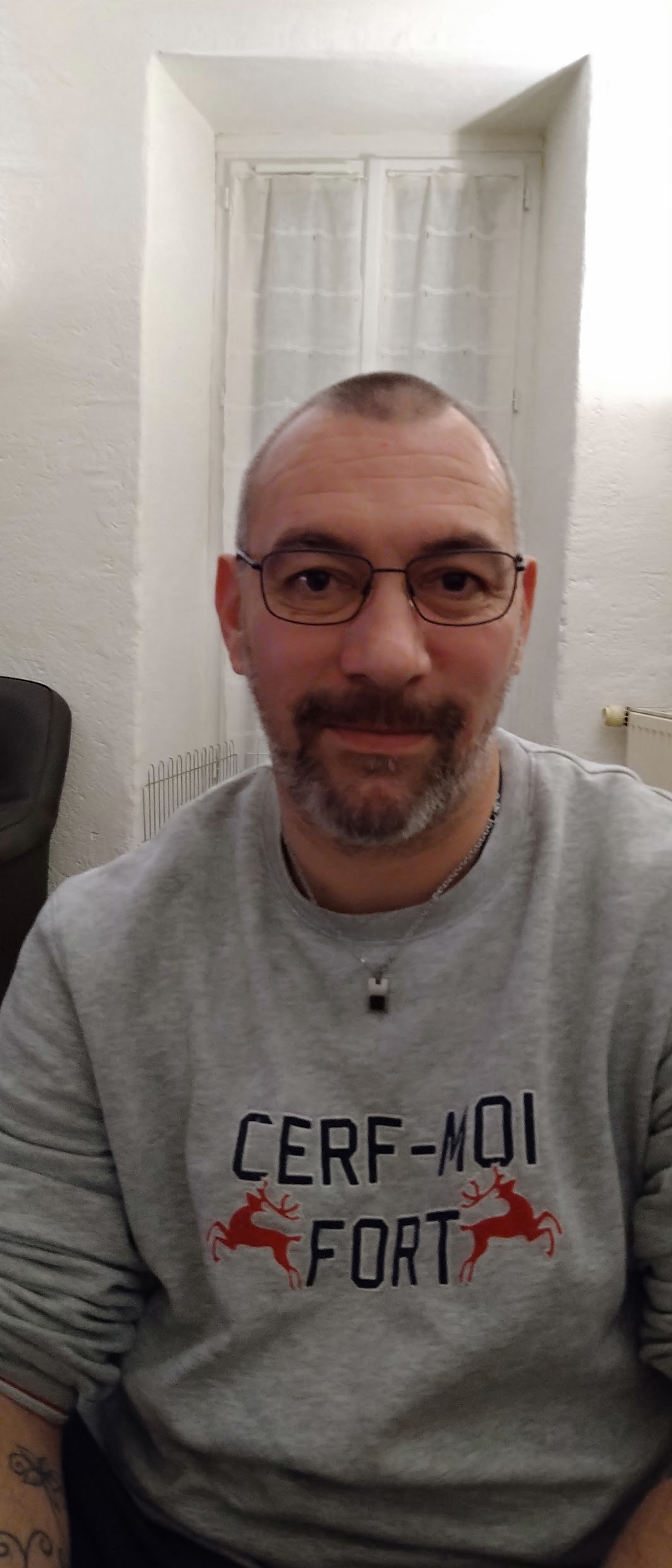 Ellyes - Albocàsser - Castellón | Chat