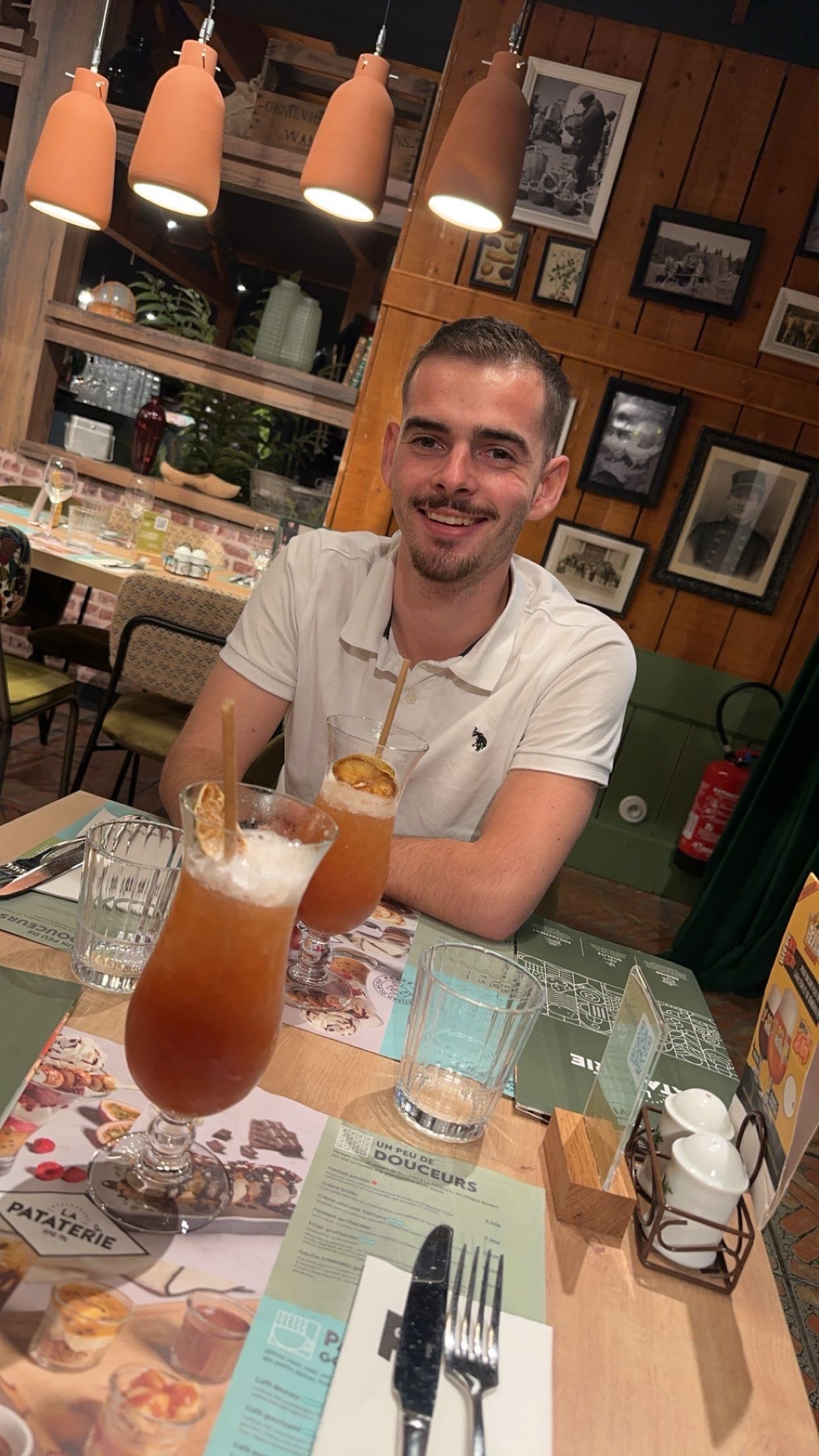 Kalil - Torrella - Valencia | Chat